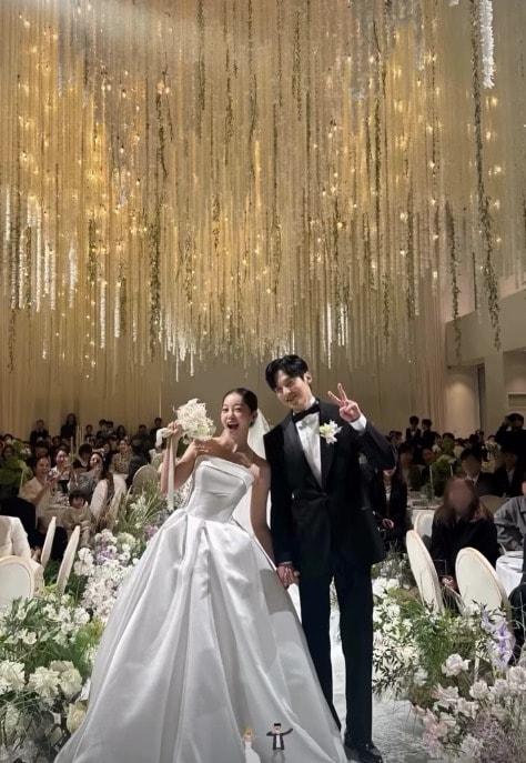 본문 이미지 - 배우 김가은 윤선우 인스타그램