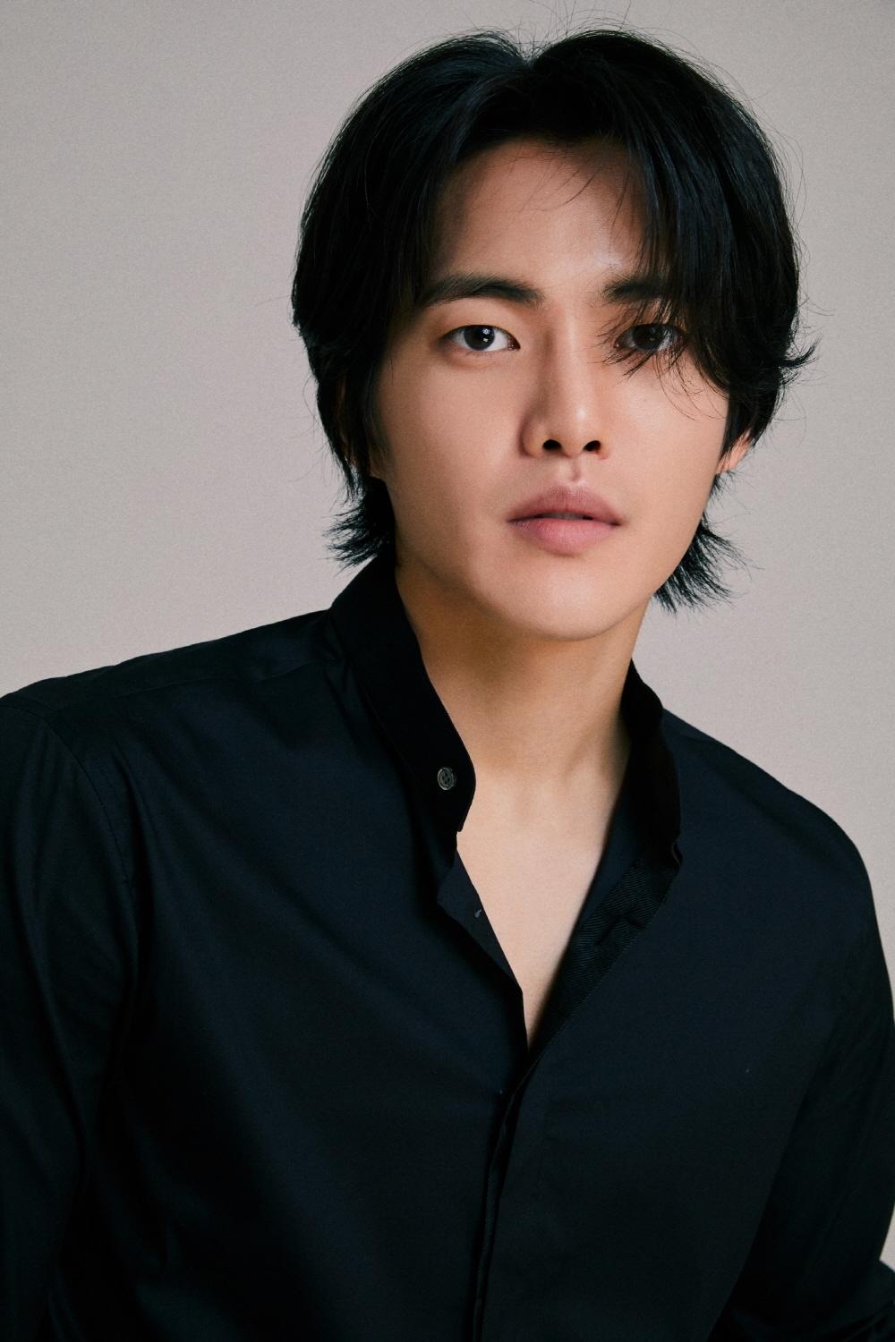 본문 이미지 - 뮤지컬 &#39;아몬드&#39; 곤이 역의 김건우&#40;자이언엔터테인먼트 제공&#41;