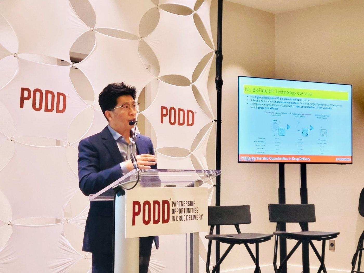 본문 이미지 -  인벤티지랩 CTO 전찬희 전무가 '2025 PODD' 신규 플랫폼을 발표하는 모습. (인벤티지랩 제공)