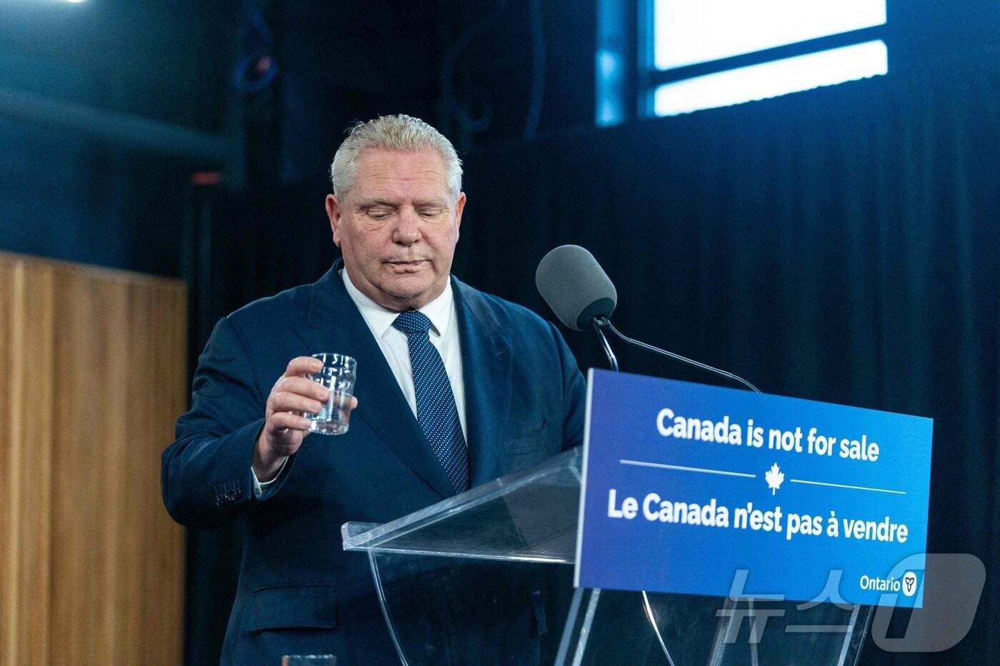 더그 포드 온타리오주 주지사가 지난 3월 10일(현지시간) 캐나다 토론토 퀸즈 파크에서 열린 기자회견에서 발언하고 있다. 2025.03.10. ⓒ AFP=뉴스1 ⓒ News1 이정환 기자
