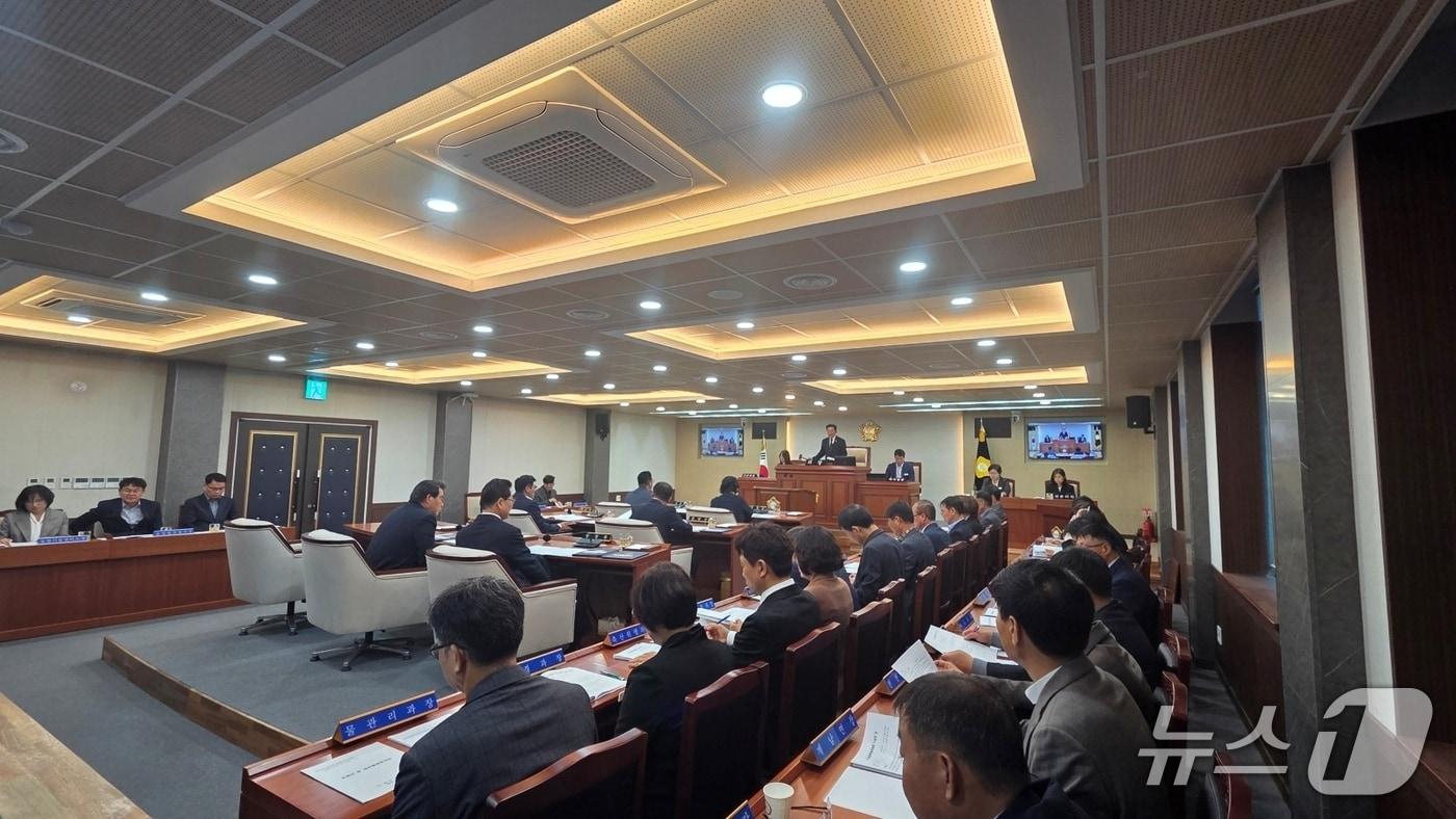 전북 장수군의회가 28일 제379회 임시회 제2차 본회의를 열고 9일간의 회기 일정을 마무리했다.&#40;의회 제공. 재판매 및 DB금지&#41;2025.10.28/뉴스1