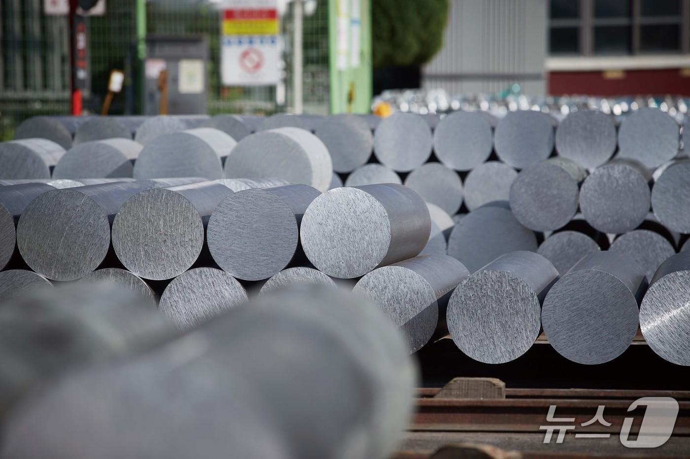 세아항공방산소재의 고강도 알루미늄 소재가 적재된 모습(세아베스틸지주 제공)