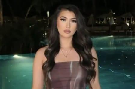 &#40;영국 햄프셔에 사는 여성 캐시 워런&#40;29&#41;. 메트로&#41;