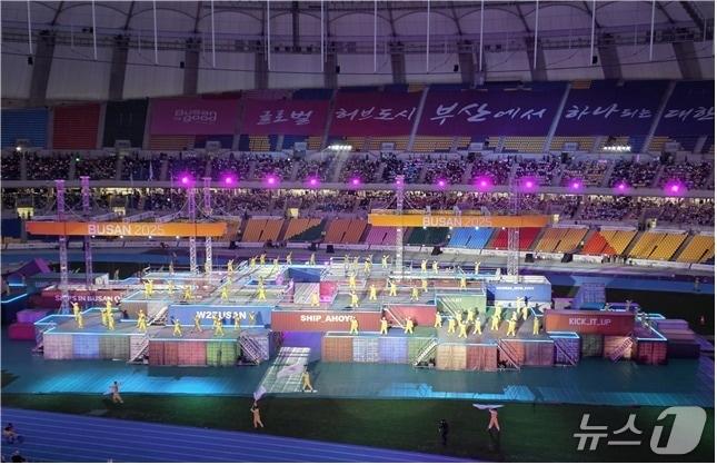 본문 이미지 - '제106회 전국체육대회' 개회식 장면.(부산시 제공. 재판매 및 DB금지)
