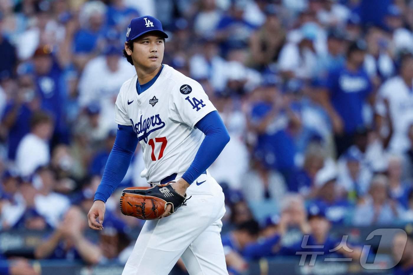 LA 다저스 투수 오타니 쇼헤이가 29일&#40;한국시간&#41; 열린 토론토 블루제이스와 2025 메이저리그 월드시리즈 4차전에 선발 등판했지만 승리 투수 요건을 충족하지 못했다. ⓒ AFP=뉴스1