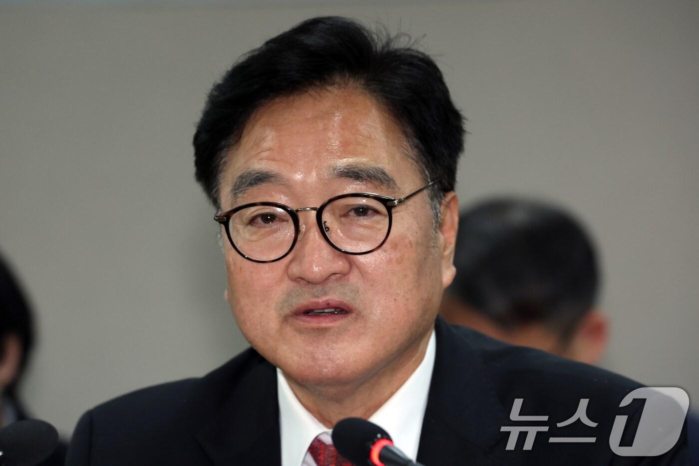 우원식 국회의장이 29일 서울 중구 신용회복위원회에서 열린 민생현장 경청 간담회에서 모두 발언을 하고 있다. 2025.10.29/뉴스1 ⓒ News1 김명섭 기자