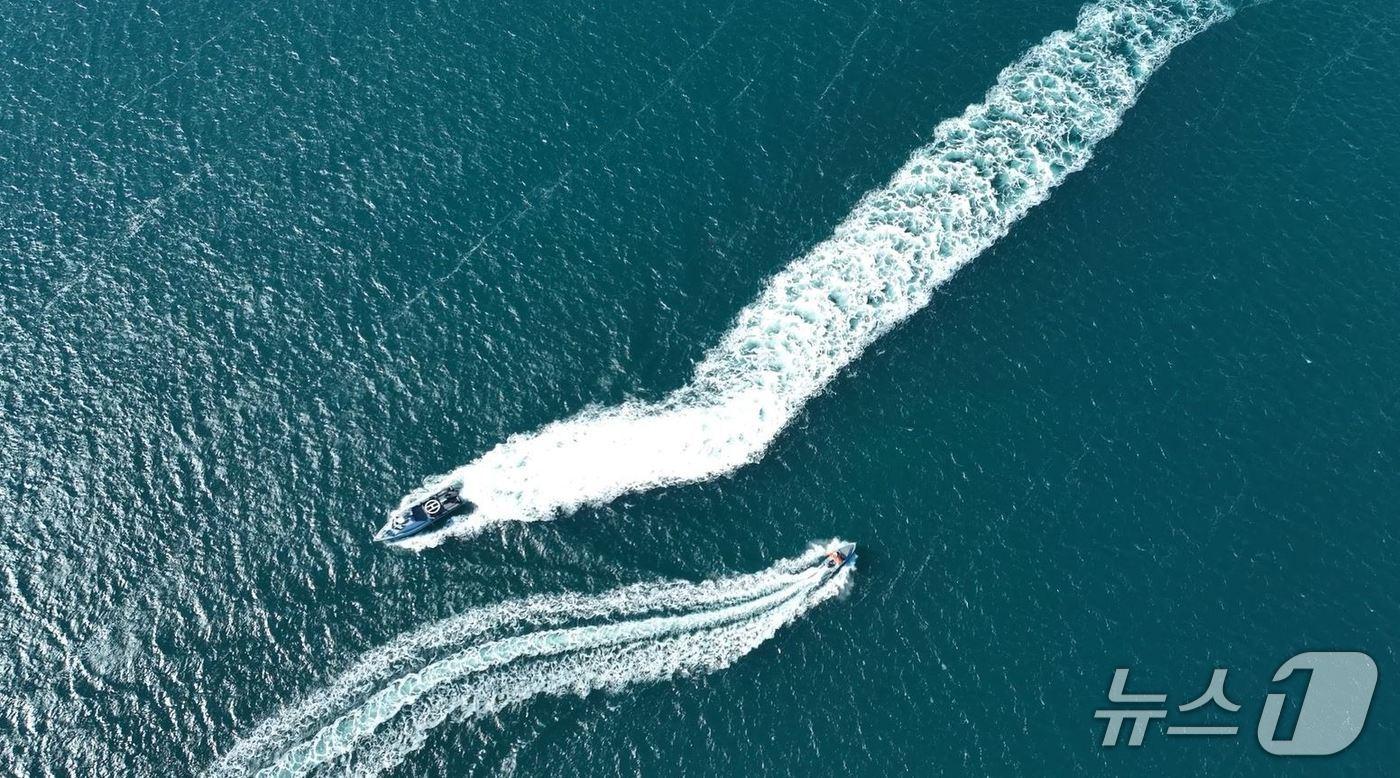 한화시스템 정찰용 무인수상정 해령(자료사진, 한화시스템 제공)