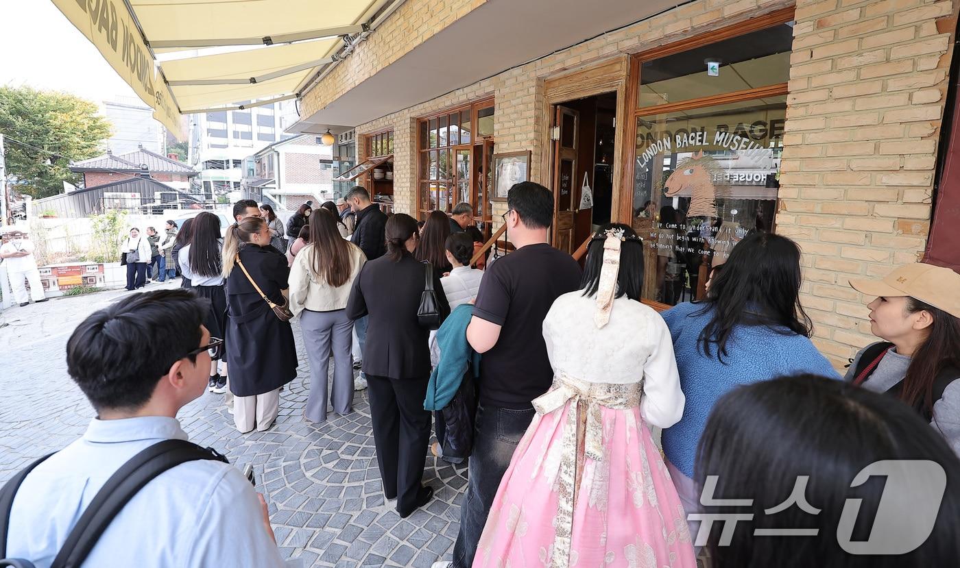  30일 서울 종로구 런던베이글뮤지엄 매장 모습. 2025.10.30/뉴스1 ⓒ News1 김성진 기자