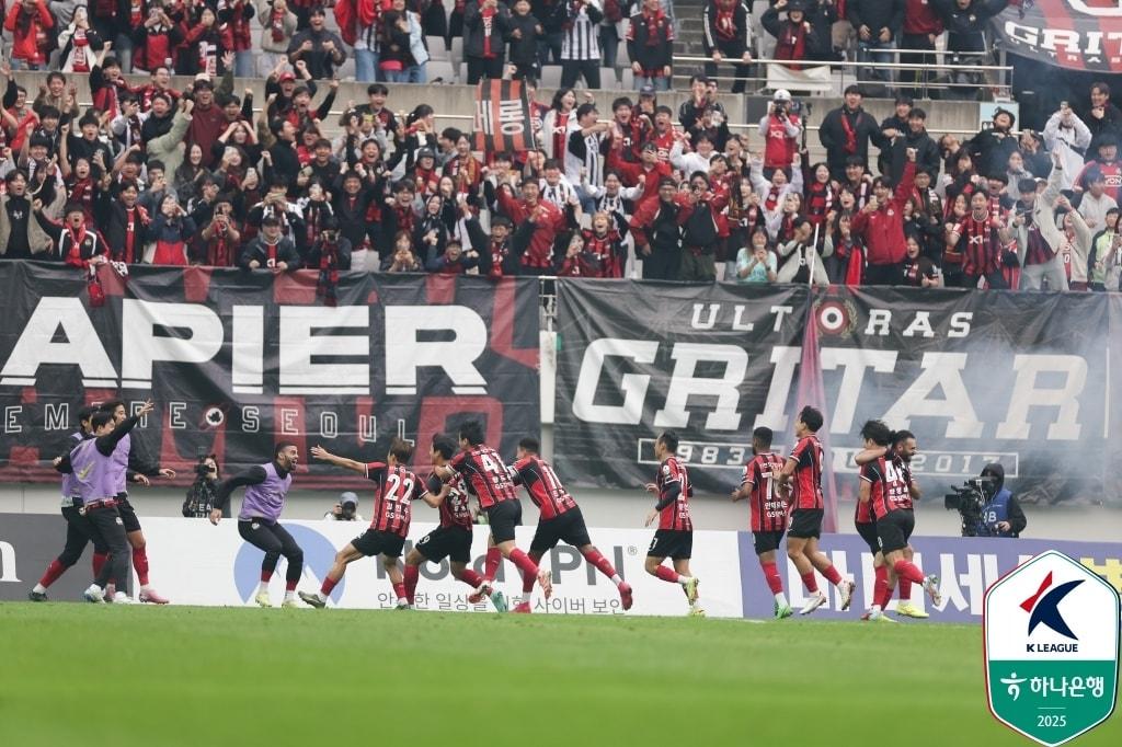 본문 이미지 - 서울이 두 시즌 연속 파이널A 무대에 진출했다. 하지만 여기서 만족할 수 없는 팀이다. &#40;한국프로축구연맹 제공&#41;