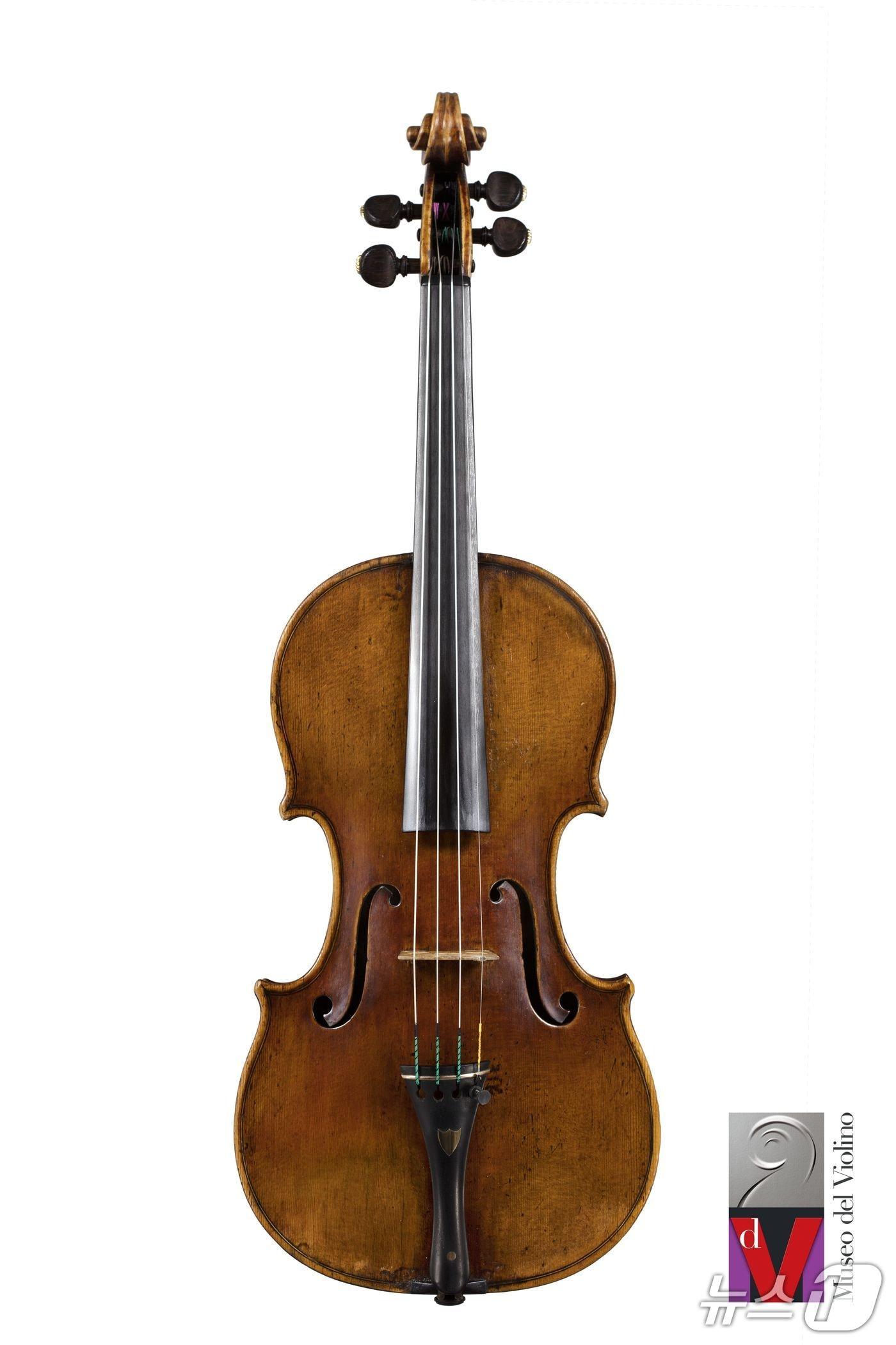 본문 이미지 - 스트라디바리우스 '베수비오'