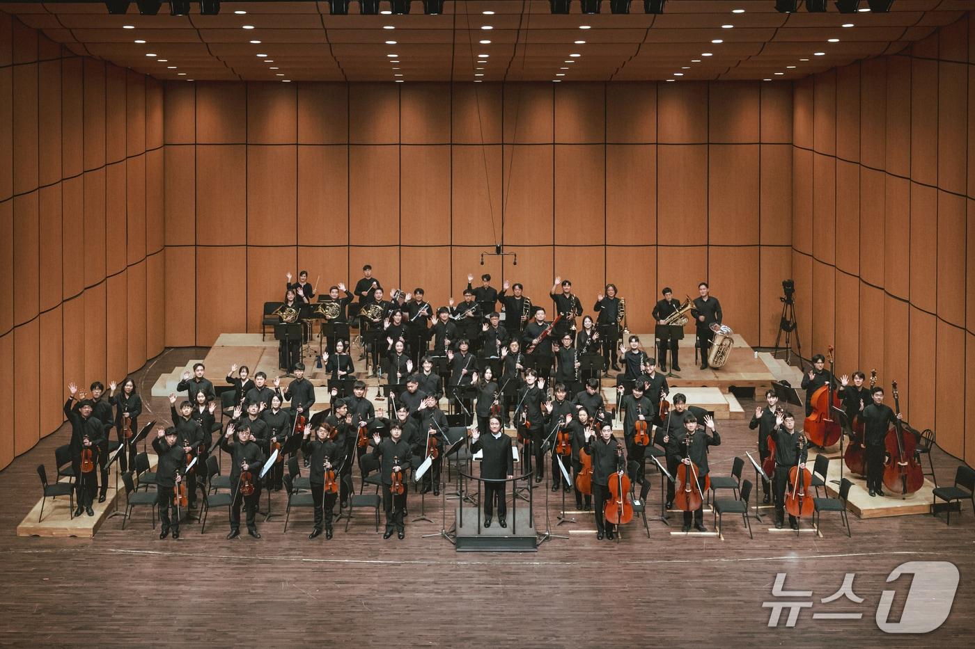 경기아트센터의 장애인 오케스트라인 &#39;경기리베라오케스트라&#39; 정기연주회 모습.&#40;경기아트센터 제공. 재판매 및 DB금지&#41;/뉴스1