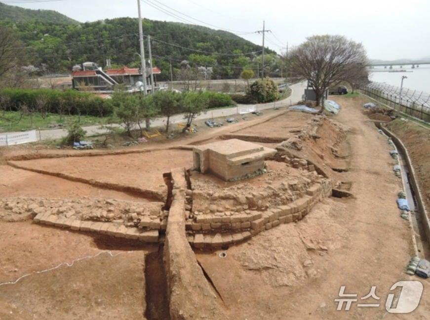 본문 이미지 - 김포 문수산성 발굴조사 현장 &#40;경기 김포시 제공.재판매 및 DB금지&#41;