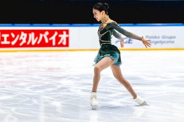 본문 이미지 - 2025-26 국제빙상경기연맹&#40;ISU&#41; 주니어 그랑프리 6차 대회에서 연기를 펼치는 김유재.&#40;ISU SNS 캡처&#41;