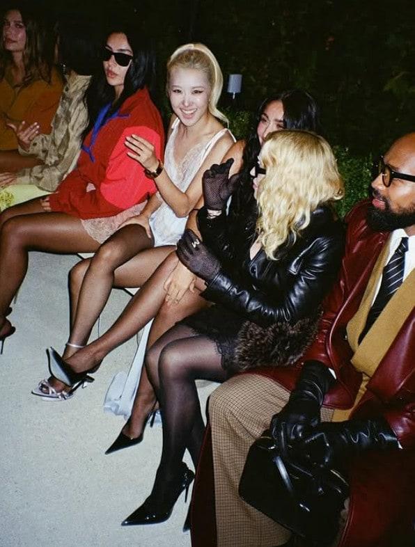 본문 이미지 - 생로랑쇼의 로제/마돈나 인스타그램 캡처