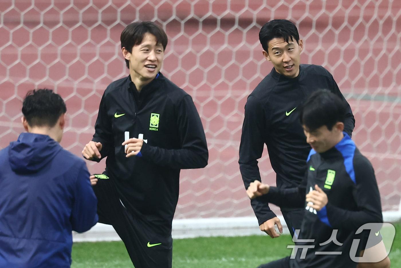 축구대표팀 손흥민&#40;오른쪽&#41;과 이재성. /뉴스1 ⓒ News1 김민지 기자