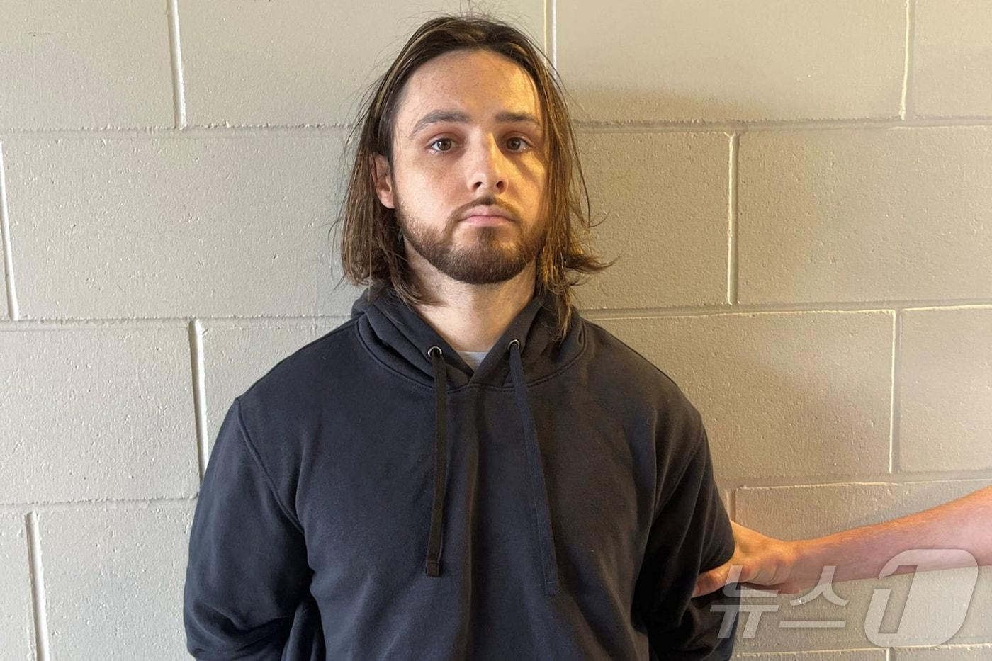 8일&#40;현지시간&#41; 공개된 올해 1월 로스앤젤레스&#40;LA&#41; 팰리세이즈 산불 방화 용의자 조너선 린더크네흐트&#40;29&#41;.&#40;미국 법무부 제공&#41; 2025.10.08. ⓒ 로이터=뉴스1 ⓒ News1 류정민 특파원