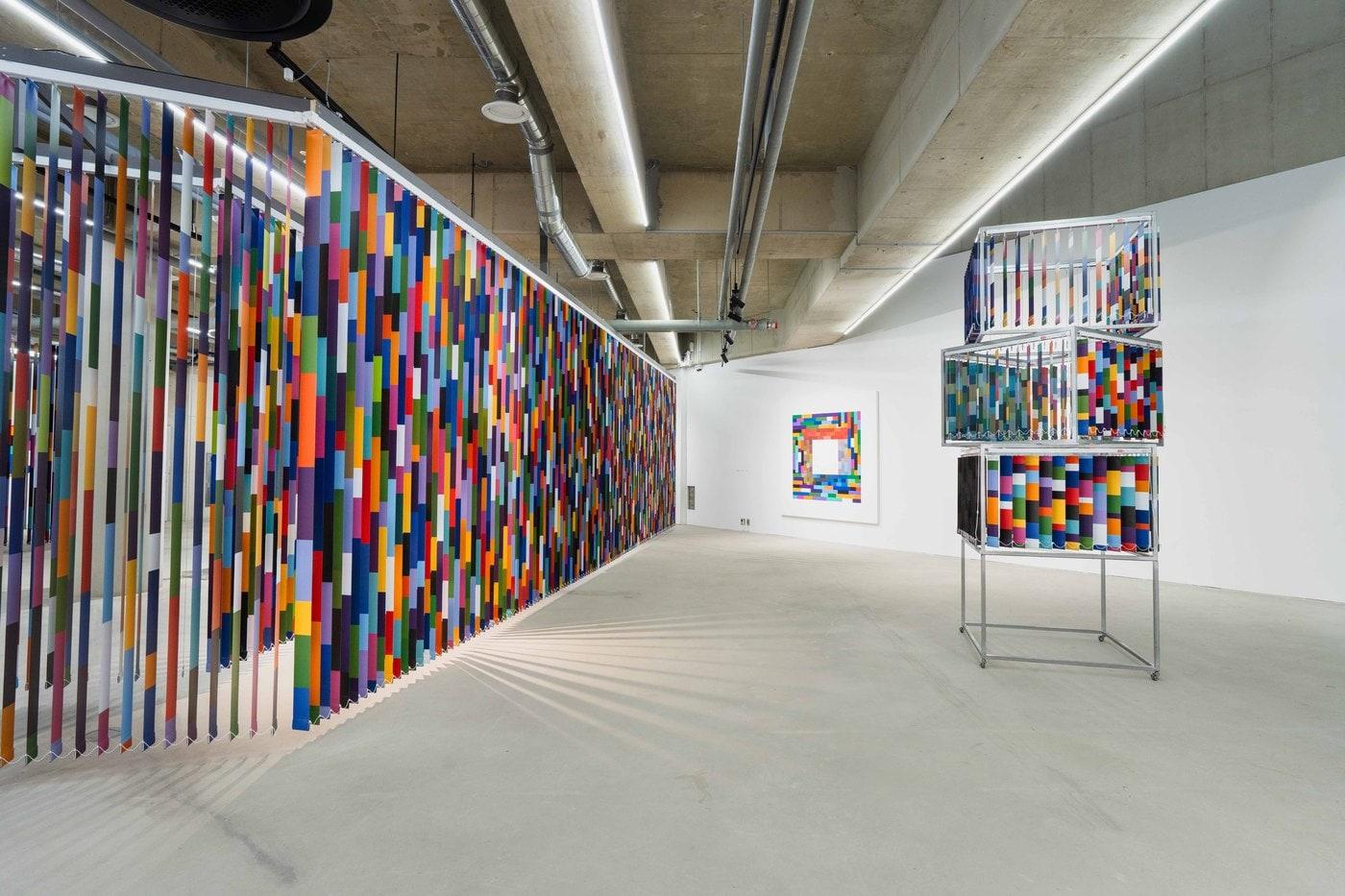 권기수 '색죽, 비선'전 전시 전경 (사비나미술관 제공)