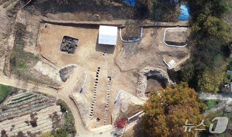 본문 이미지 - 옥천군 청성면 이성산성 발굴 현장 &#40;옥천군 제공. 재판매 및 DB금지&#41; /뉴스1 