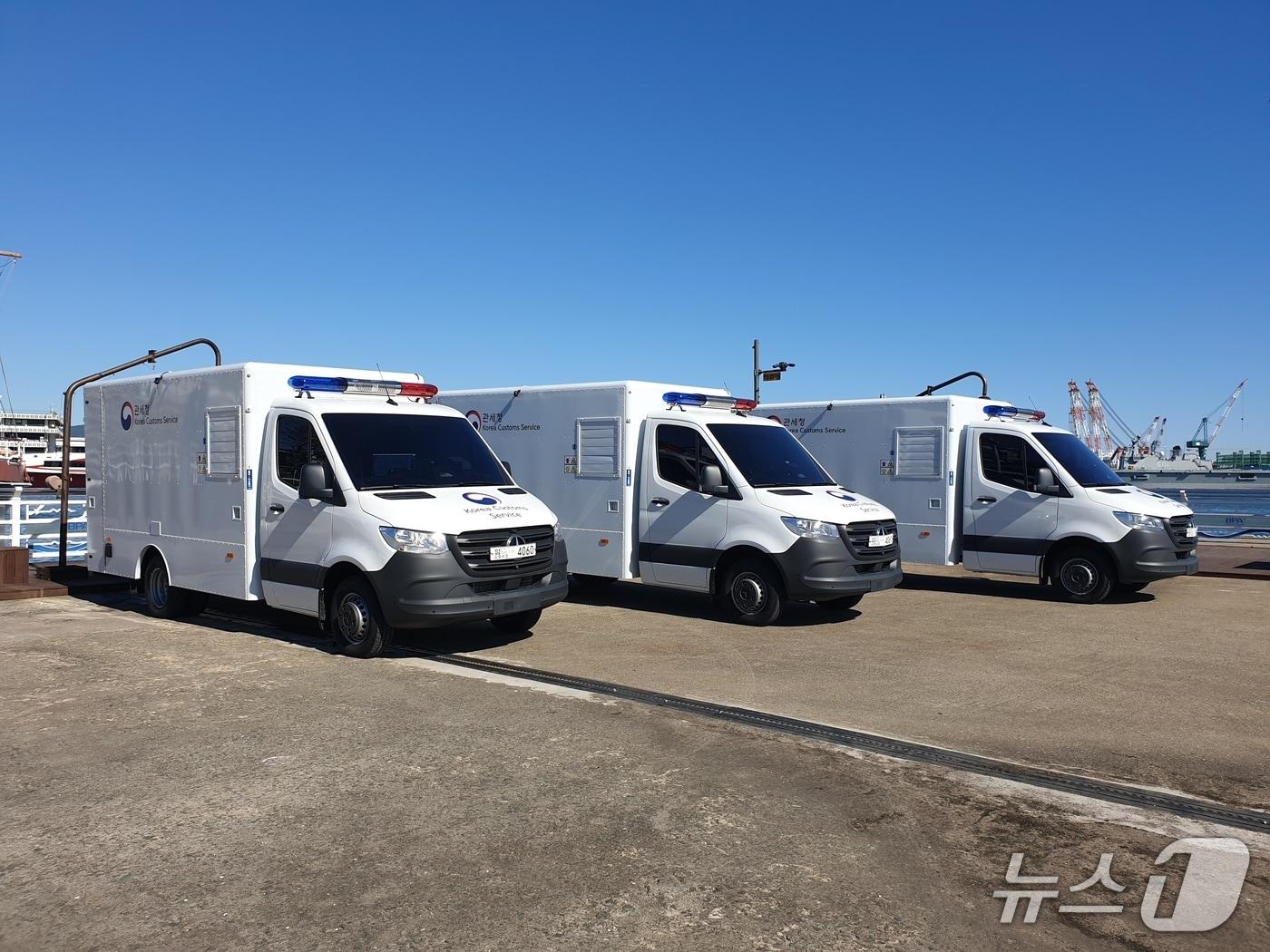 본문 이미지 - 부산세관이 도입한 최신형 차량형 검색기.&#40;부산본부세관 제공. 재판매 및 DB 금지&#41;