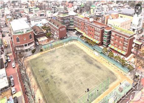 본문 이미지 - 엄사초등학교 학교복합시설 건립사업이 ‘2025년도 정기 2차 교육부-행정안전부 공동투자심사’를 조건부 통과했다. &#40;계룡시 제공.재판매 및 DB금지&#41;/뉴스1