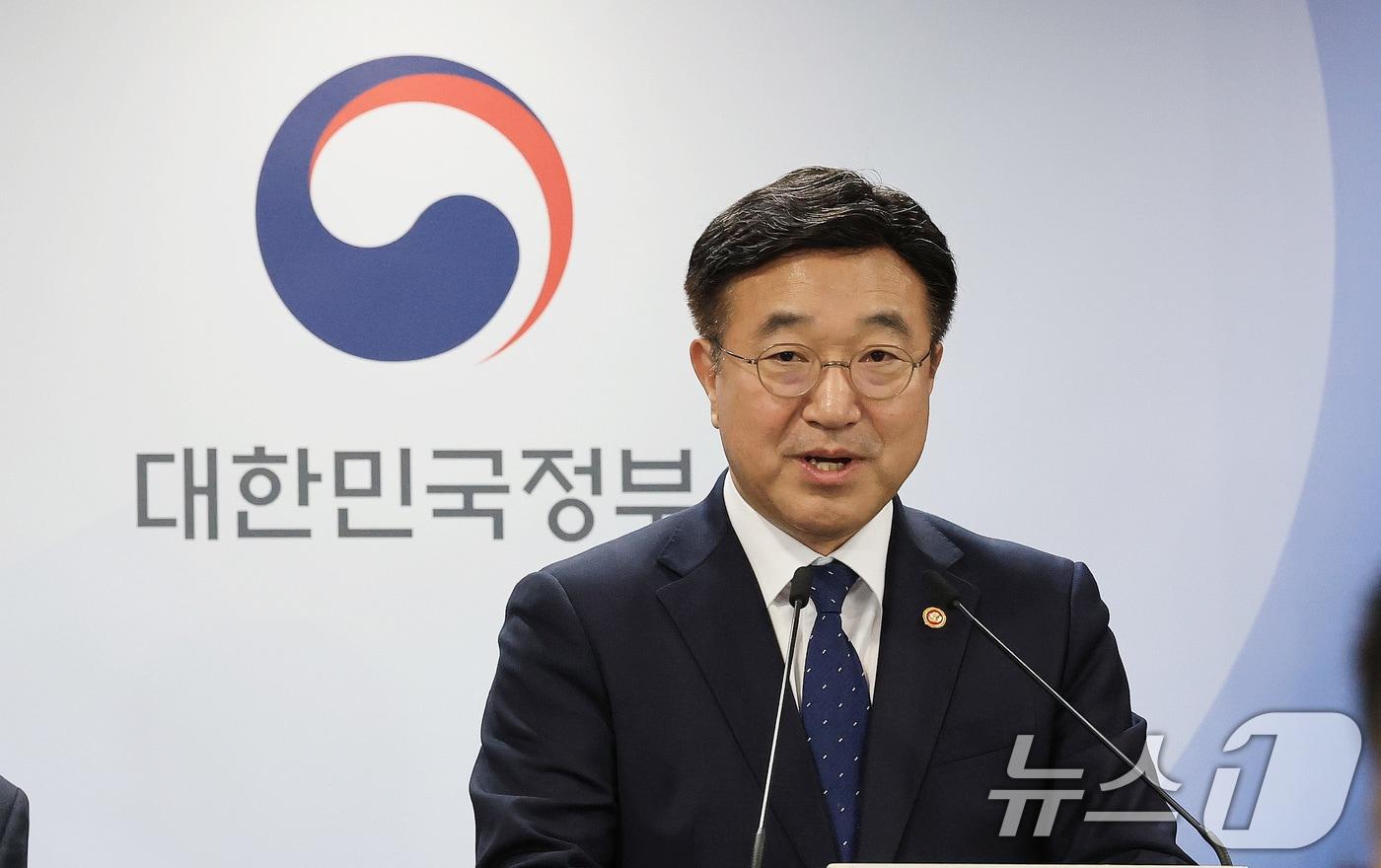 윤호중 행정안전부 장관이2025.11.11/뉴스1 ⓒ News1 임세영 기자