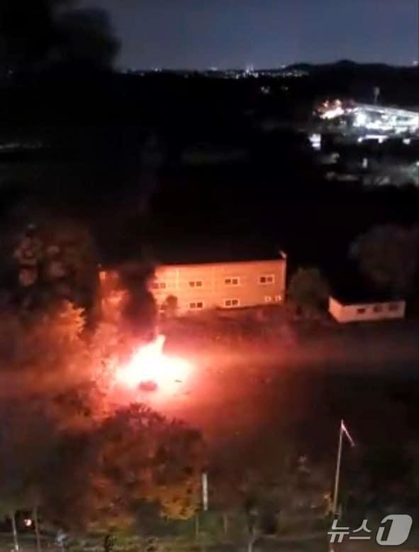 본문 이미지 - 화재 현장. &#40;경기도소방재난본부 제공. 재판매 및 DB 금지&#41; 2025.11.11/뉴스1