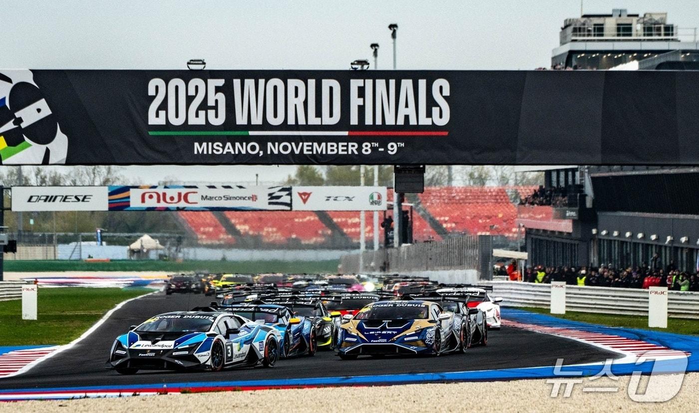 한국타이어앤테크놀로지가 후원하는 레이싱 대회 &#39;람보르기니 슈퍼 트로페오&#39; 2025 시즌 월드 파이널 경기가 지난 8일&#40;현지시각&#41;부터 이틀간 이탈리아 미사노의 월드 서킷 마르코 시몬첼리에서 열린 모습&#40;한국타이어 제공&#41;. 2025.11.12.