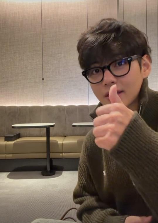 본문 이미지 - 뷔/인스타그램 캡처