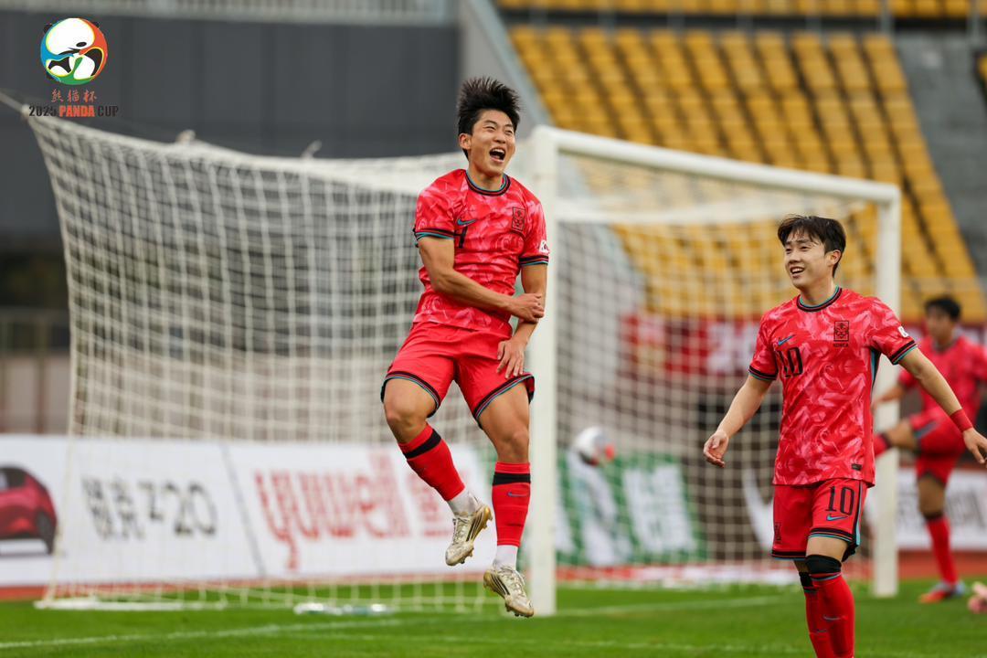 본문 이미지 -  한국 U22  대표팀이 판다컵 1차전서 2-0 승리를 거뒀다.&#40;판다컵 제공&#41;