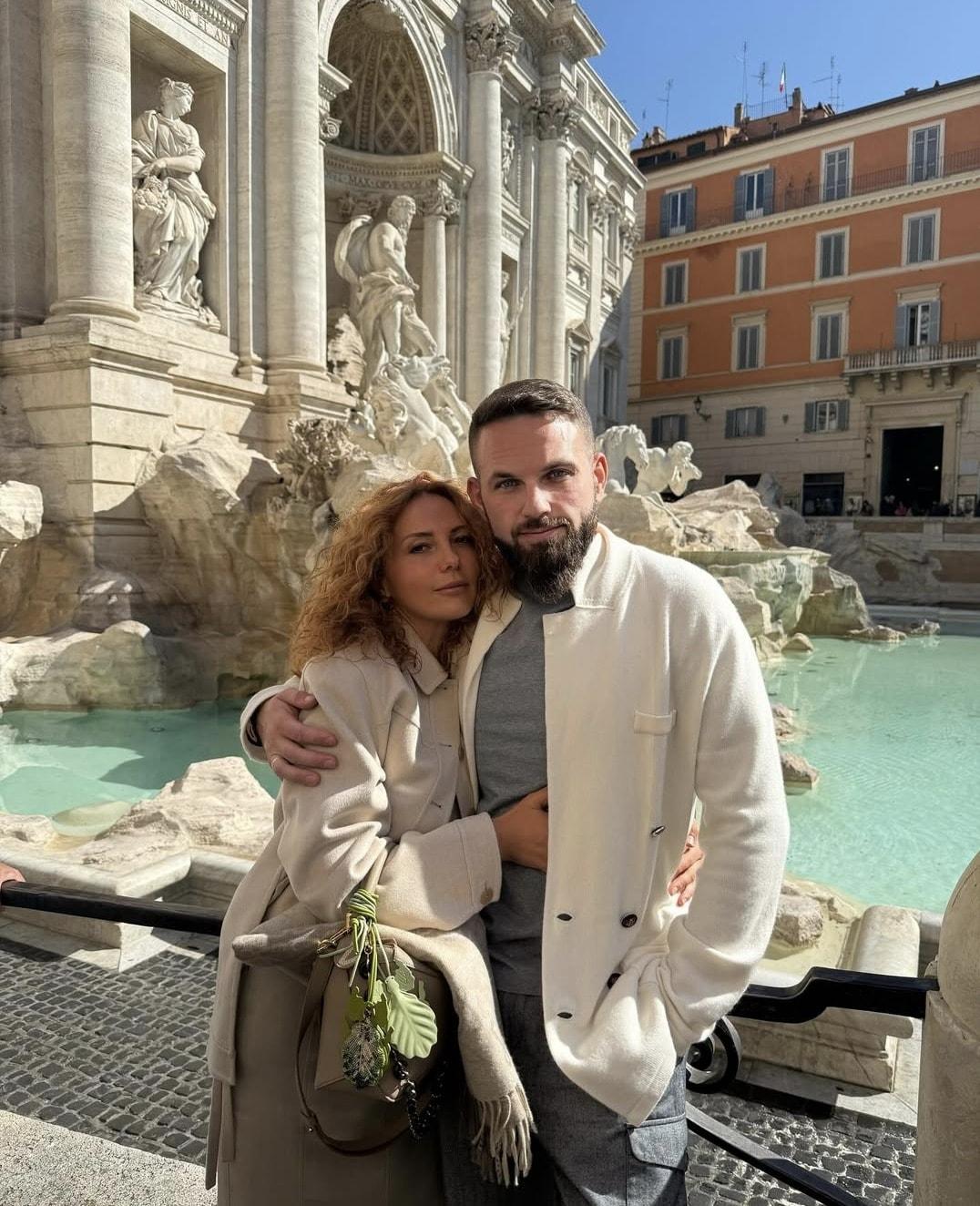 본문 이미지 - 로만 노박 부부 생전. &#40;노박 인스타그램&#41;