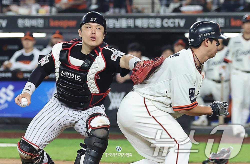 본문 이미지 - 26일 오후 대전 한화생명 볼파크에서 열린 프로야구 &#39;2025 신한 SOL뱅크 KBO 리그&#39; LG 트윈스와 한화 이글스의 경기 모
