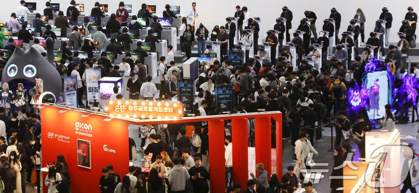 지난 13일 부산 해운대구 벡스코 제1전시장에서 열린 국내 최대 게임전시회 '지스타 2025'. 2025.11.13/뉴스1 ⓒ News1 윤일지 기자