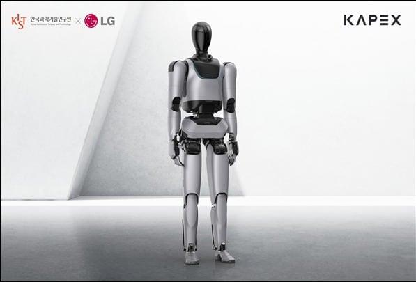 본문 이미지 - 한국과학기술연구원-LG전자-LG AI연구원이 공동 개발한 AI 휴머노이드 ‘KAPEX’&#40;KIST 제공&#41;