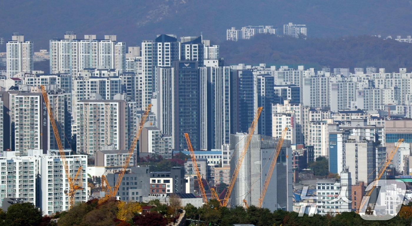 서울의 아파트 단지 모습. 2025.11.13/뉴스1 ⓒ News1 김명섭 기자