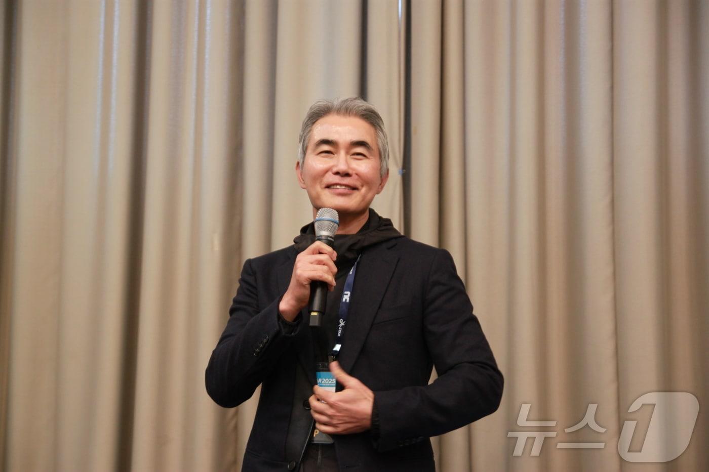 장현국 넥써쓰 대표가 부산 벡스코 제1전시장에서 열린 지스타 미디어 간담회에서 발언하고 있다.2025.11.13/뉴스1 ⓒ News1 김민재 기자