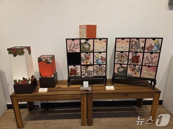 본문 이미지 - 제11회 고현한지공예전 출품작 