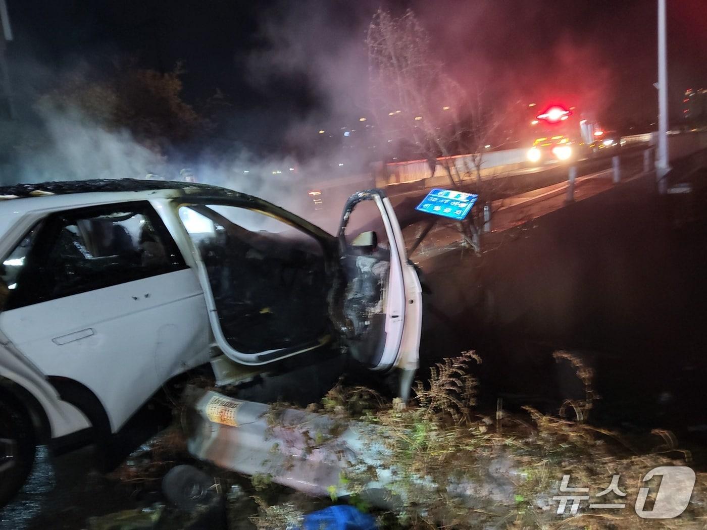 본문 이미지 - 사고 현장 