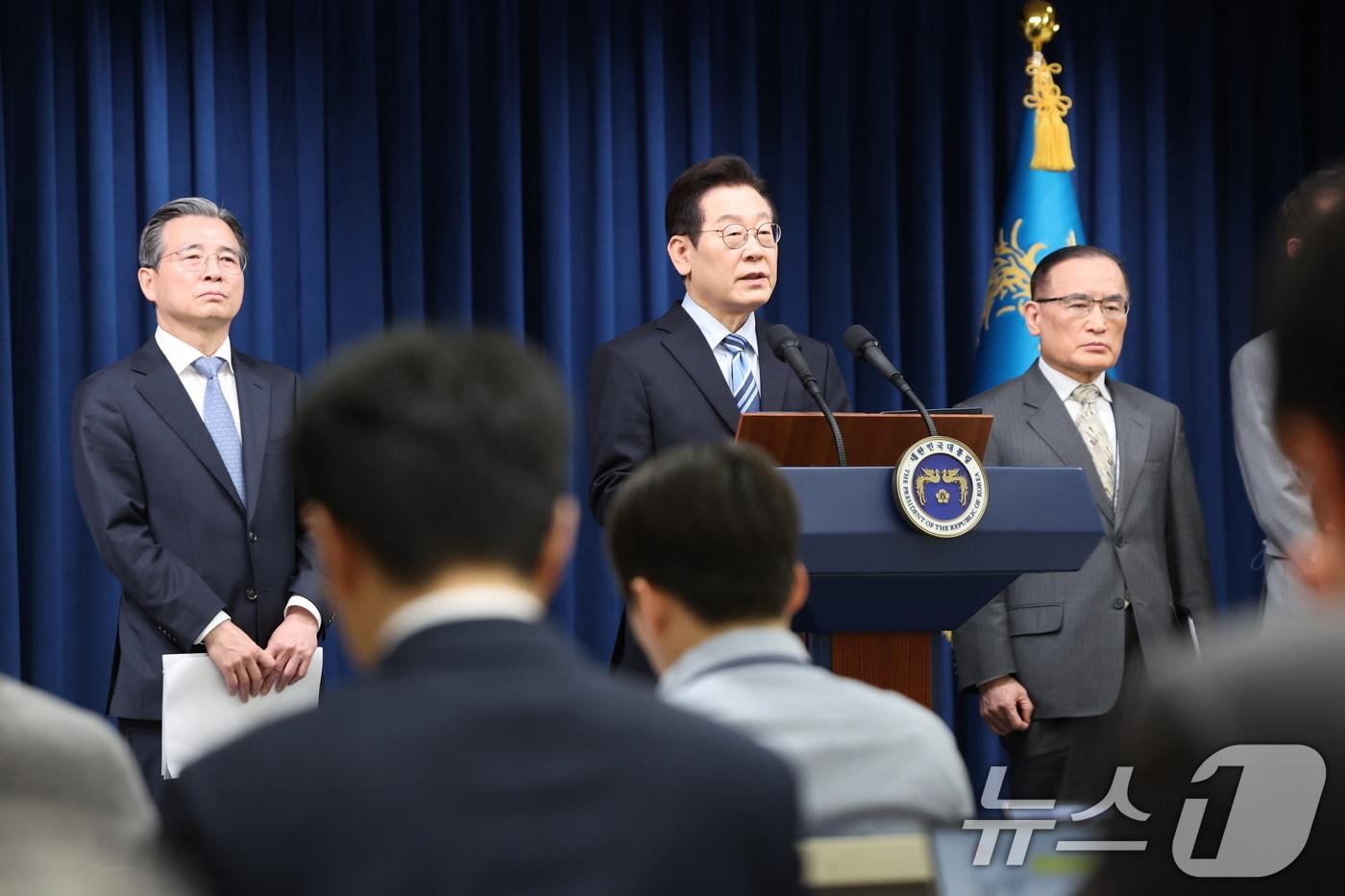 이재명 대통령이 14일 서울 용산 대통령실 청사에서 한·미 팩트시트 타결 관련 발표를 하고 있다. 2025.11.14/뉴스1 ⓒ News1 허경 기자