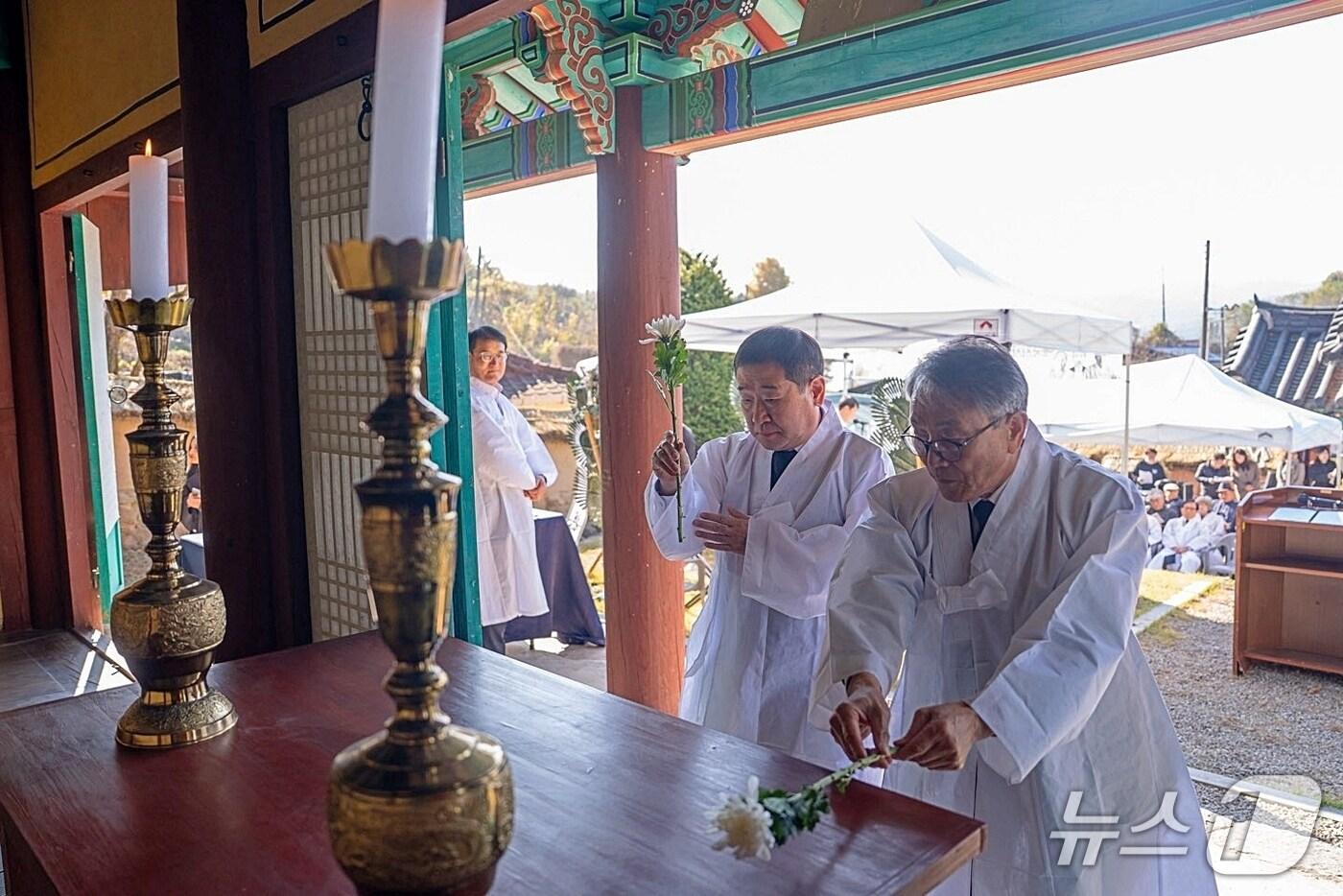 충북 증평 출신 독립운동가 연병환 선생 일가의 숭고한 애국정신을 기리는 합동 추모제가 14일 증평군 도안면 명덕정사&#40;明德精舍&#41;에서 열렸다.&#40;증평군 제공, 재판매 및 DB금지&#41;/뉴스1