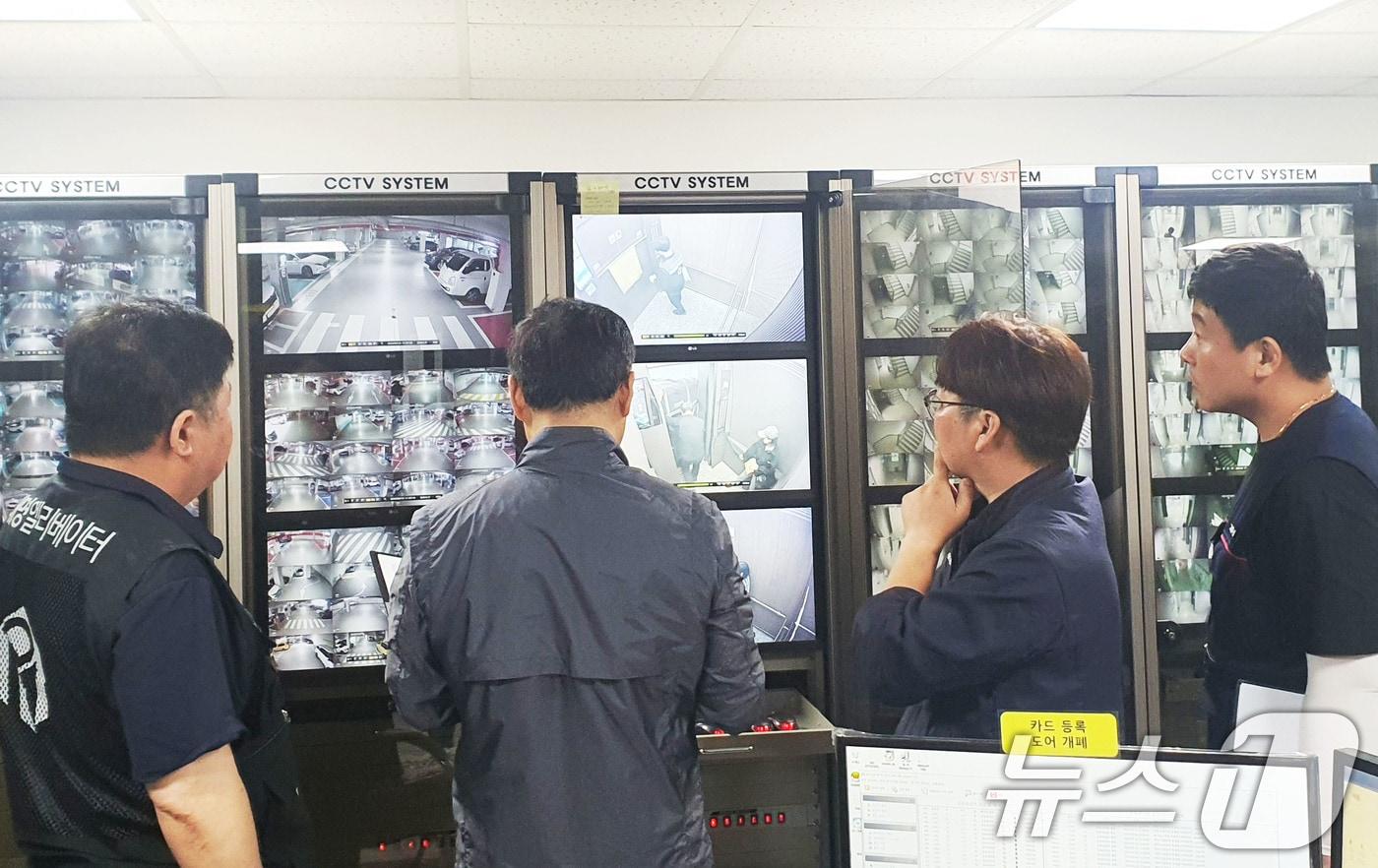 본문 이미지 - 광주시 승강기 유지관리 실태 점검.(광주시 제공. 재판매 및 DB 금지) 