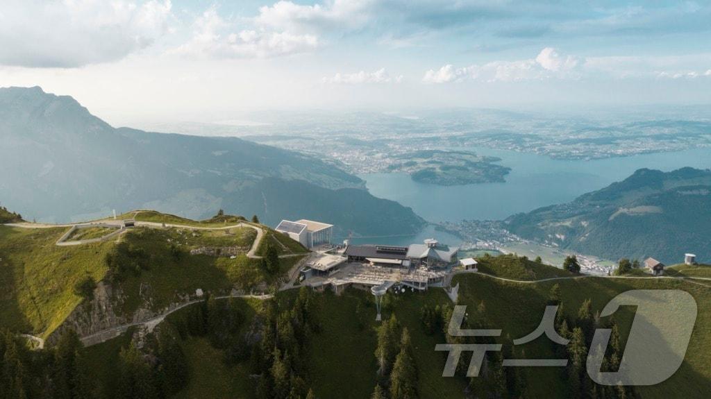 슈탄저호른  전망대(스위스관광청 제공)