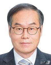 본문 이미지 - 이용철 신임 방위사업청장.&#40;대통령실 제공&#41;