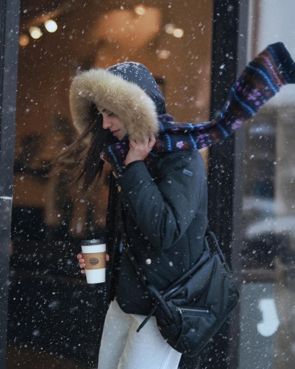 본문 이미지 - 헤지스&#40;HAZZYS&#41;는 FW 시즌을 맞아 프리미엄 라인 그리니치 라인을 통해 프리미엄 컨템포러리 무드의 아우터 컬렉션을 선보인다.&#40;헤지스제공&#41;