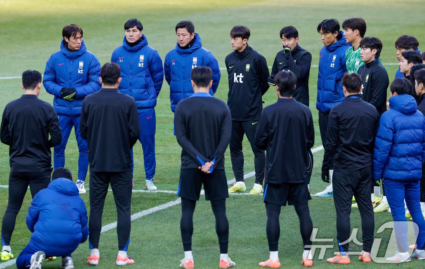 홍명보 감독이 지도하는 축구대표팀. /뉴스1 ⓒ News1 안은나 기자