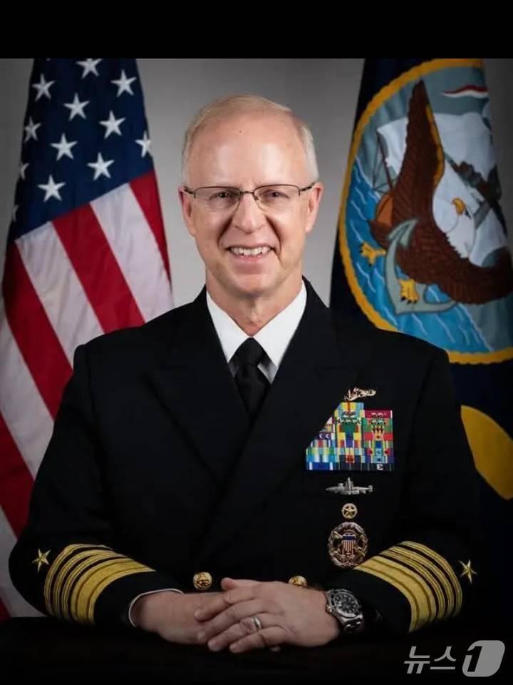 본문 이미지 - 대릴 커들 미국 해군 참모총장. &#40;출처=페이스북&#41; 2025.11.18./뉴스1
