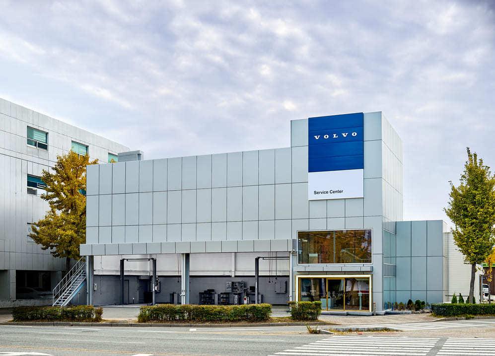 본문 이미지 - 볼보자동차코리아 울산 서비스센터 전경&#40;볼보자동차코리아 제공&#41;. 2025.11.18.