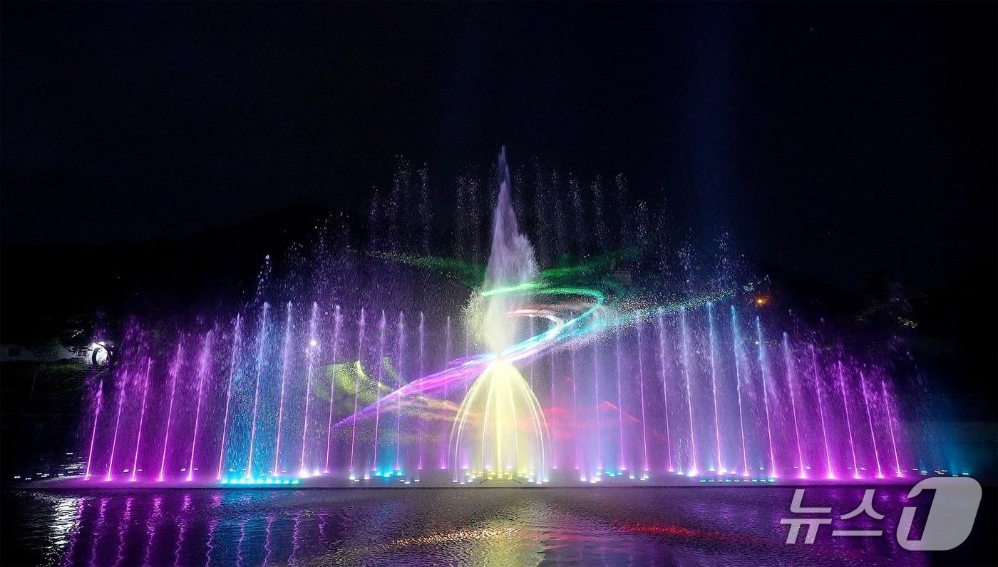 충북 괴산 음악분수/뉴스1