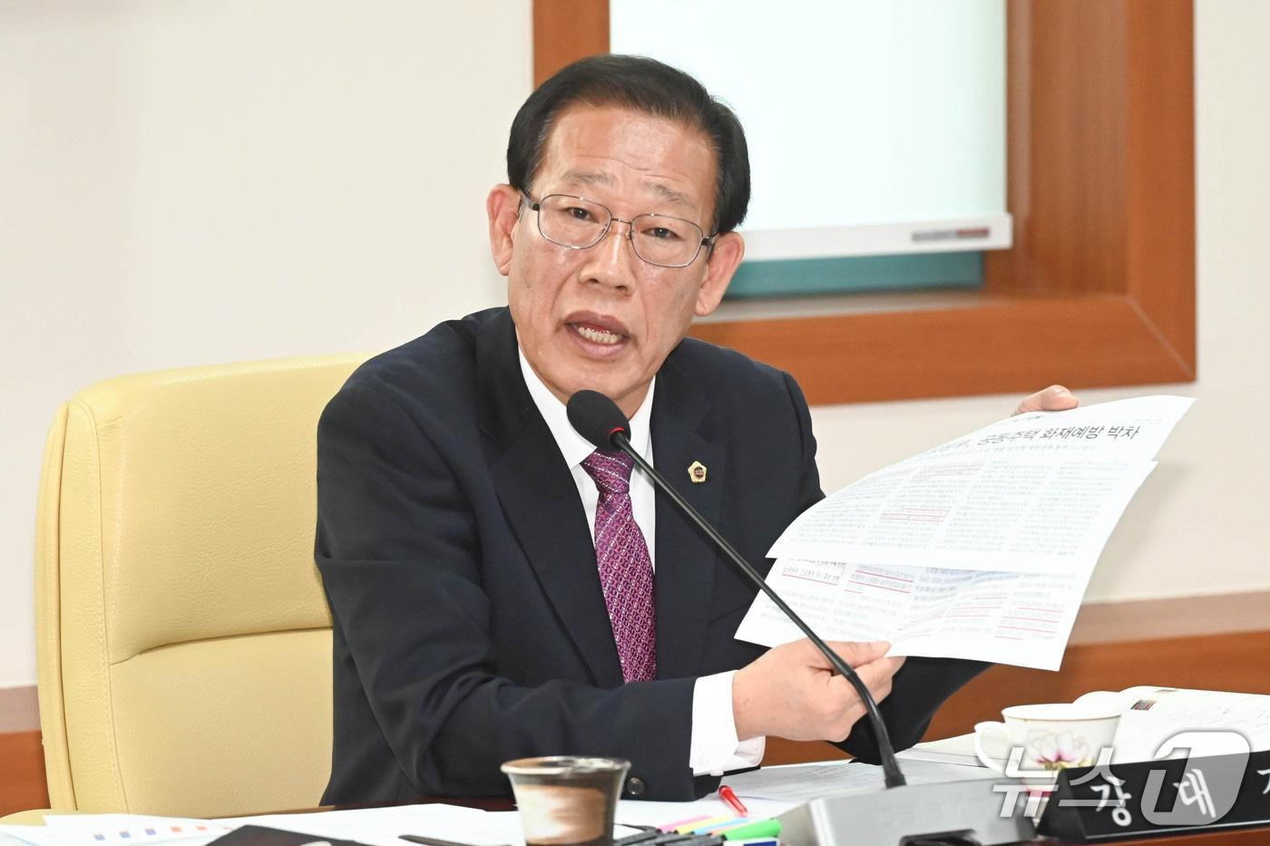 질의하는 강대길 울산시의원.&#40;울산시의회 제공. 재판매 및 DB금지&#41;/뉴스1