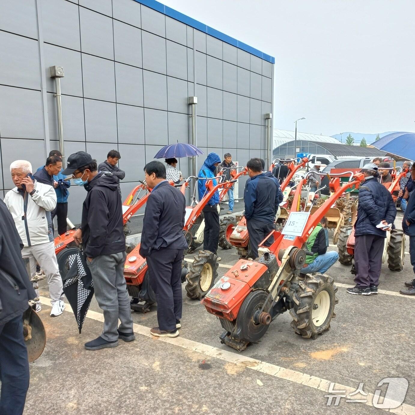본문 이미지 - 전북 정읍시가 내구연한 초과 농기계 178대를 관내 농업인에게 우선 매각&#40;경매&#41;한다.&#40;정읍시 제공. 재판매 및 DB금지&#41;/뉴스1