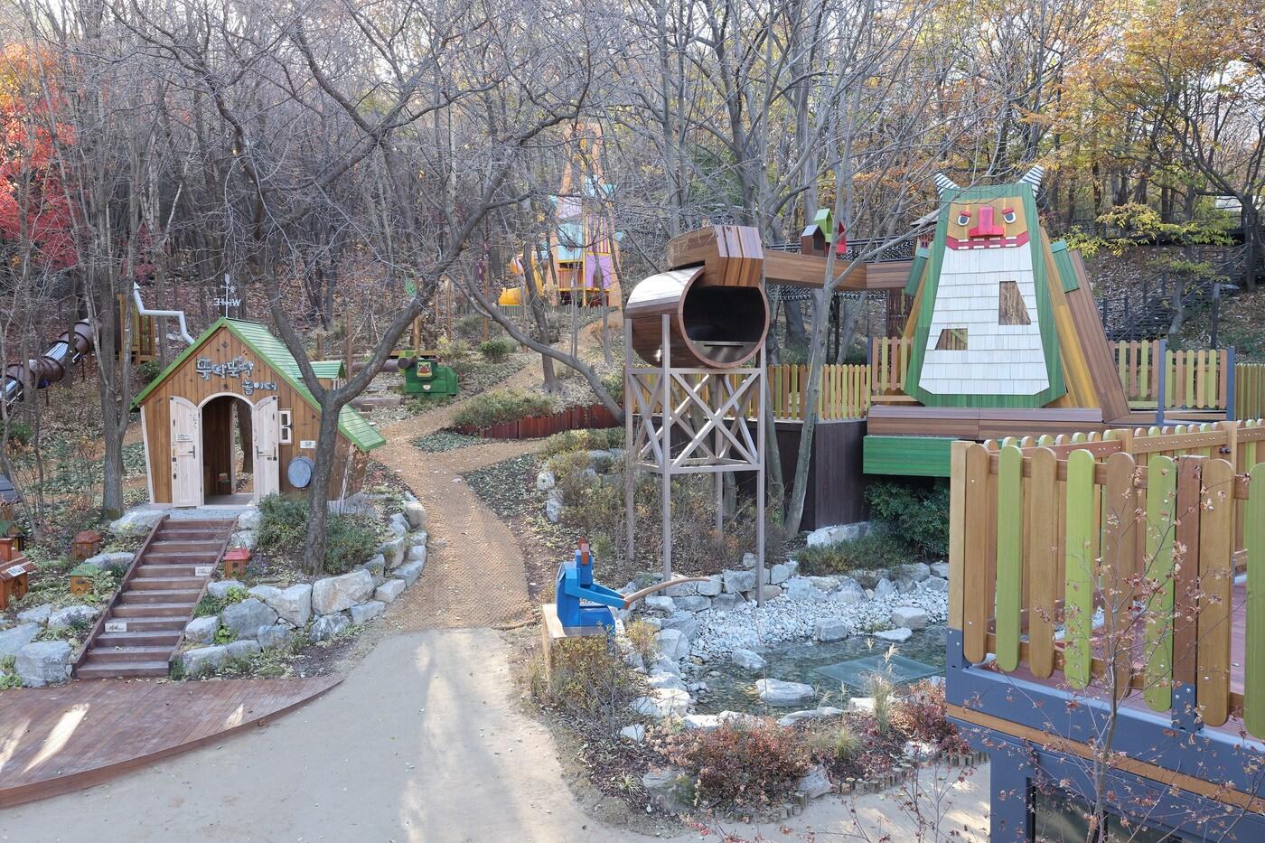 뚝딱뚝딱 놀이터 조성(도봉구 제공)